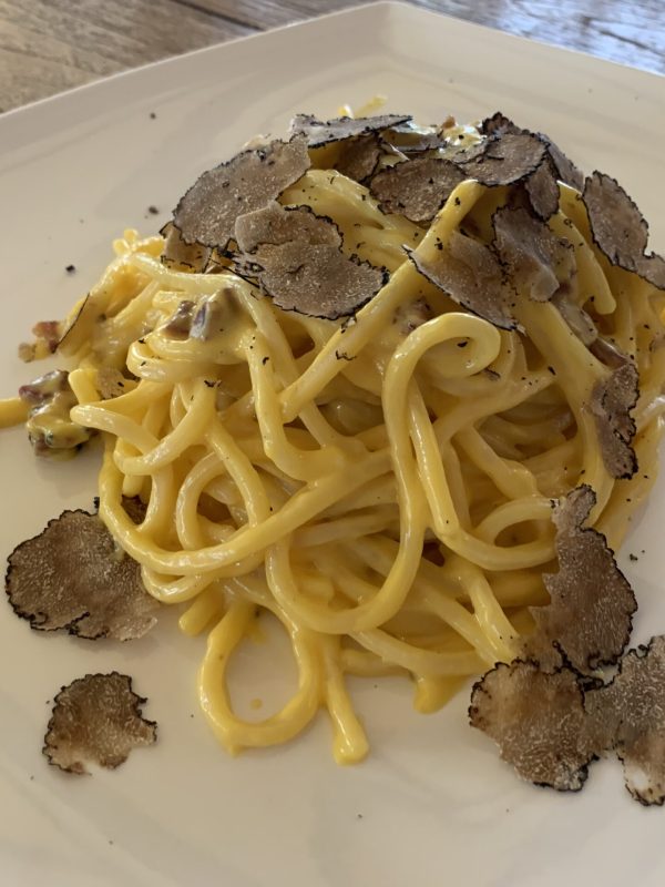 Spaghetti alla Carbonara & tartufo